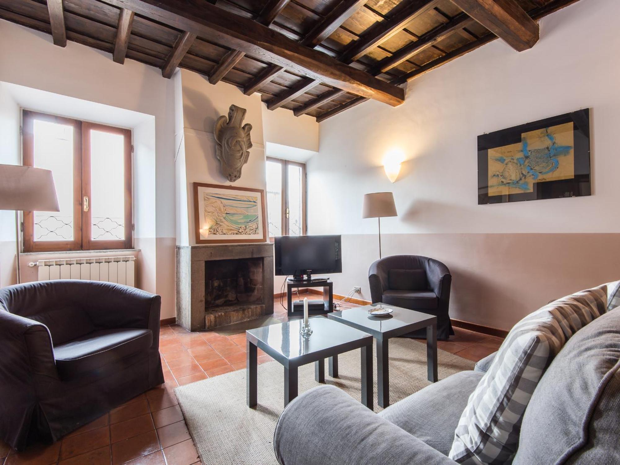 Spacious 2br In The Historic Center