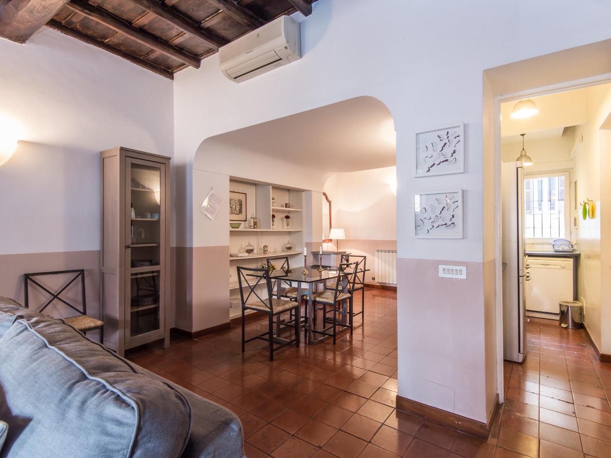 Spacious 2br In The Historic Center Appartamento Roma