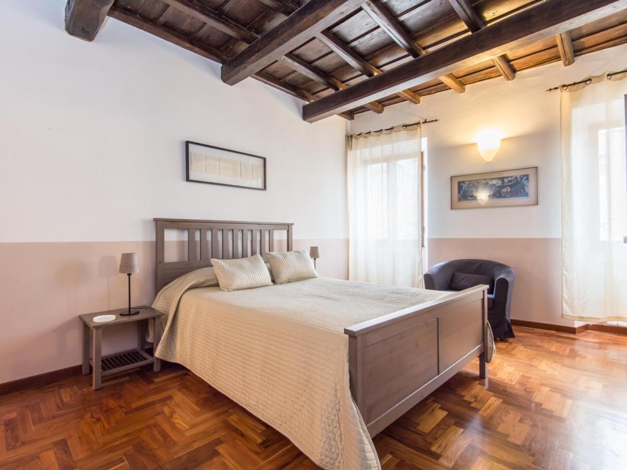 Spacious 2br In The Historic Center Appartamento Roma